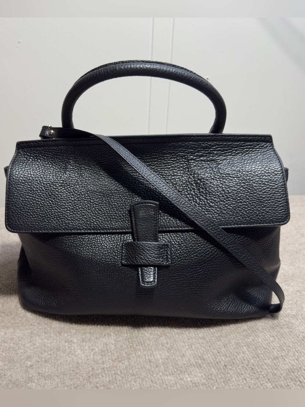 Gianni Notaro Satchel Crossbody Purse Bag
Pebbled Leather Central Buckle Italy